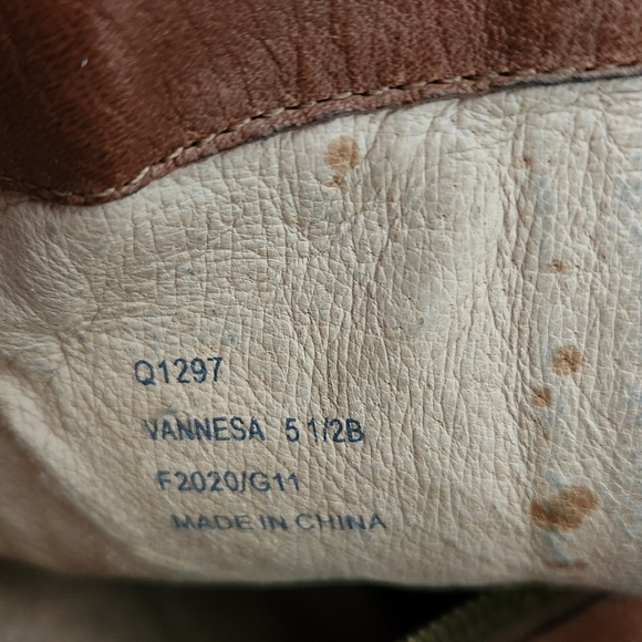 Coach Vanessa Pebble Grain boots, Size 5.5 - Picture 5 of 8